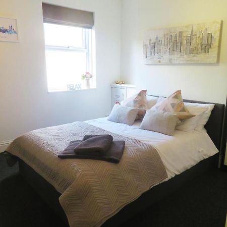 Entire 2 Bed Ground Floor Apartment Central But Quiet Newmarket  Kültér fotó